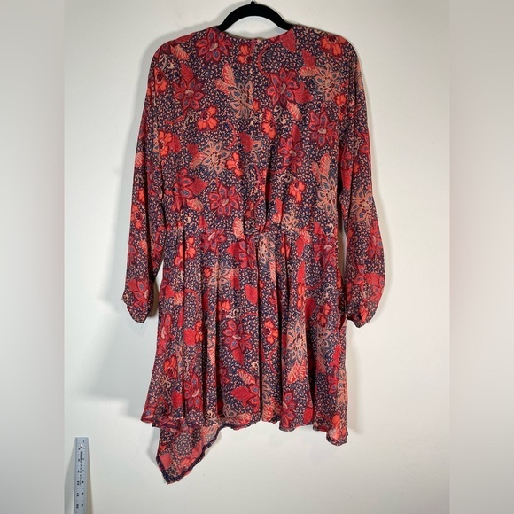 Free People Teegan Red Floral Mini Dress Sz XS Long Sleeve Flowy Cinched Waist - Picture 9 of 15